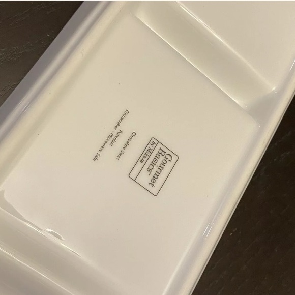 Mikasa Gourmet Basics Chocolate Swirl Server - Picture 7 of 8